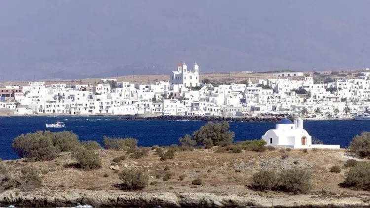 Που θα πάνε εφέτος διακοπές οι Έλληνες – Ρεκόρ κρατήσεων για το εξωτερικό