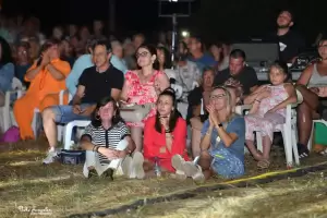 Πύδνεια 2023: Πλήθος κόσμου στο Βυζαντινό κάστρο για να απολαύσει τον Χρήστο Θηβαίο Πύδνεια 2023: Πλήθος κόσμου στο Βυζαντινό κάστρο για να απολαύσει τον Χρήστο Θηβαίο