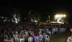 Πύδνεια 2023: Πλήθος κόσμου στο Βυζαντινό κάστρο για να απολαύσει τον Χρήστο Θηβαίο Πύδνεια 2023: Πλήθος κόσμου στο Βυζαντινό κάστρο για να απολαύσει τον Χρήστο Θηβαίο