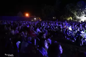 Πύδνεια 2023: Πλήθος κόσμου στο Βυζαντινό κάστρο για να απολαύσει τον Χρήστο Θηβαίο Πύδνεια 2023: Πλήθος κόσμου στο Βυζαντινό κάστρο για να απολαύσει τον Χρήστο Θηβαίο