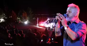 Πύδνεια 2023: Πλήθος κόσμου στο Βυζαντινό κάστρο για να απολαύσει τον Χρήστο Θηβαίο Πύδνεια 2023: Πλήθος κόσμου στο Βυζαντινό κάστρο για να απολαύσει τον Χρήστο Θηβαίο