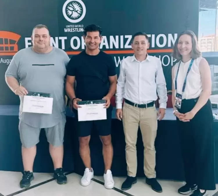 Στην Κωνσταντινούπολη , εκπροσώπησαν την Ελλάδα οι Μπαταλας και Παπακωνσταντίνου