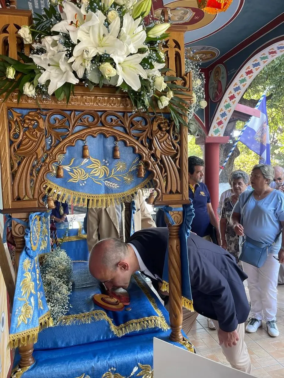 Ο Βουλευτής Πιερίας, Φώντας Μπαραλιάκος, παρευρέθηκε στον εορτασμό της Κοιμήσεως της Θεοτόκου στον Μέγα Πανηγυρικό Εσπερινό και τη λιτανεία στην Ιερά Μονή Παναγίας Μακρυρράχης Ο Βουλευτής Πιερίας, Φώντας Μπαραλιάκος, παρευρέθηκε στον εορτασμό της Κοιμήσεως της Θεοτόκου στον Μέγα Πανηγυρικό Εσπερινό και τη λιτανεία στην Ιερά Μονή Παναγίας Μακρυρράχης