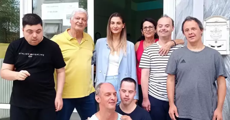 Η Άννα Τζήκα, υποψήφια Περιφερειακή Σύμβουλος με την «Αλληλεγγύη» του Περιφερειάρχη Απόστολου Τζιτζικώστα Η Άννα Τζήκα, υποψήφια Περιφερειακή Σύμβουλος με την «Αλληλεγγύη» του Περιφερειάρχη Απόστολου Τζιτζικώστα