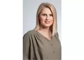 Η δράση της Ελίνας (Ευαγγελίας) Διαμαντοπούλου στην κοινωνία της Κατερίνης είναι ευρέως γνωστή. Η δράση της Ελίνας (Ευαγγελίας) Διαμαντοπούλου στην κοινωνία της Κατερίνης είναι ευρέως γνωστή.