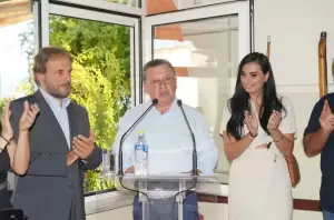 Δυναμική εμφάνιση και θερμή υποδοχή Γιάννη Ντούμου σε Παλαιό Κεραμίδι και Εξοχή