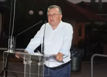 Δυναμική εμφάνιση και θερμή υποδοχή Γιάννη Ντούμου σε Παλαιό Κεραμίδι και Εξοχή