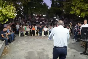 Δυναμική εμφάνιση και θερμή υποδοχή Γιάννη Ντούμου σε Παλαιό Κεραμίδι και Εξοχή