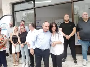 Εγκαίνια του εκλογικού κέντρου του Χρήστου Κομπατσιάρη στο Κολινδρό