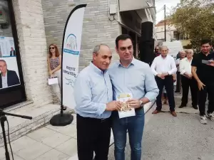 Εγκαίνια του εκλογικού κέντρου του Χρήστου Κομπατσιάρη στο Κολινδρό