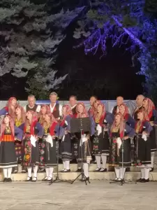 Εστία Πιερίδων Μουσών Κατερίνης: Μουσικοχορευτική εκδήλωση “Από την Ήπειρο στη Θράκη, ένα τραγούδι δρόμος”