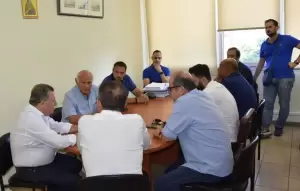 Γιάννης Ντούμος: Επισκέψεις στον Συνεταιρισμό Φαρμακοποιών και στον Σύλλογο «Μαστόδοντα» Νεοκαισάρειας