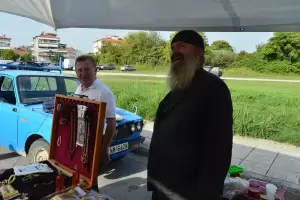 Ο Γιάννης Ντούμος περιόδευσε στη λαϊκή αγορά του Σαββάτου