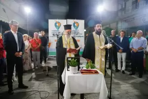 Ηχηρό, μαζικό και δυναμικό παρόν του κόσμου στα Εγκαίνια του Εκλογικού Κέντρου του Βαγγέλη Λαγδάρη