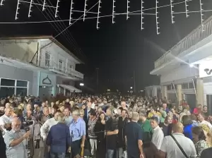 Ηχηρό, μαζικό και δυναμικό παρόν του κόσμου στα Εγκαίνια του Εκλογικού Κέντρου του Βαγγέλη Λαγδάρη