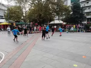 Κατερίνη: Εκδήλωση ευαισθητοποίησης για τον αθλητισμό στην κεντρική πλατεία Κατερίνη: Εκδήλωση ευαισθητοποίησης για τον αθλητισμό στην κεντρική πλατεία