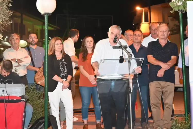 Η Κονταριώτισσα μίλησε! Λαοθάλασσα στην ομιλία του Πέτρου Κιάφα! Η Κονταριώτισσα μίλησε! Λαοθάλασσα στην ομιλία του Πέτρου Κιάφα!