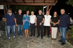 Μεγάλη λαϊκή υποδοχή στον Γιάννη Ντούμο, σε Σβορώνο και Κούκκο Μεγάλη λαϊκή υποδοχή στον Γιάννη Ντούμο, σε Σβορώνο και Κούκκο