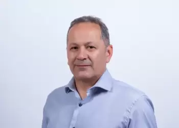 Ο Μιχάλης Γεωργιάδης δηλώνει «κι αυτός με Ντούμο»