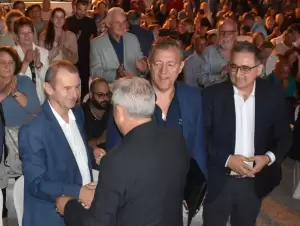 Πέτρος Κιάφας: Μεγαλειώδης σε όγκο και δυναμική η εκδήλωση στο Λιτόχωρο για την παρουσίαση των υποψηφίων Συμβούλων του Πέτρος Κιάφας: Μεγαλειώδης σε όγκο και δυναμική η εκδήλωση στο Λιτόχωρο για την παρουσίαση των υποψηφίων Συμβούλων του