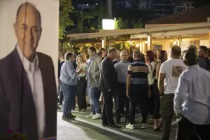 ΣΥΝΘΕΣΗ: Παλμός νίκης στη μεγάλη συγκέντρωση του Βαγγέλη Γερολιόλιου στη Σκοτίνα ΣΥΝΘΕΣΗ: Παλμός νίκης στη μεγάλη συγκέντρωση του Βαγγέλη Γερολιόλιου στη Σκοτίνα