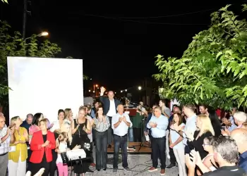 ΣΥΝΘΕΣΗ: Πολύ μεγάλη συγκέντρωση του Βαγγέλη Γερολιόλιου στον πεζόδρομο του Δίου