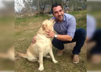 Ο Θωμάς Αναστασιάδης είναι και Πτυχιούχος Εκπαιδευτής Σκύλων