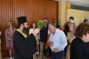 Ο υποψήφιος Δήμαρχος Κατερίνης Γιάννης Ντούμος στους Αγιασμούς των Σχολείων