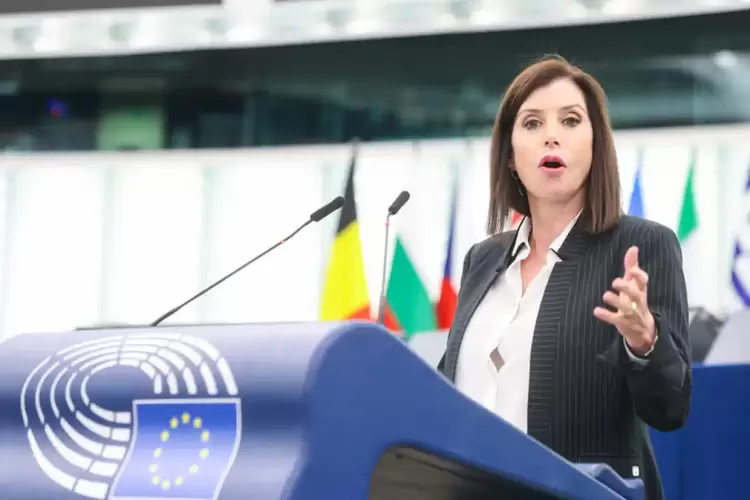 Άννα-Μισέλ Ασημακοπούλου: Η απόδοση της επενδυτικής βαθμίδας στην Ελλάδα συμβάλλει στη σταθερότητα της ευρωπαϊκής οικονομίας Άννα-Μισέλ Ασημακοπούλου: Η απόδοση της επενδυτικής βαθμίδας στην Ελλάδα συμβάλλει στη σταθερότητα της ευρωπαϊκής οικονομίας