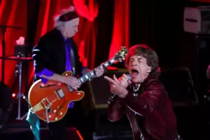 Rolling Stones: Οι «γερόλυκοι» τραγουδάνε ακόμα – Έβγαλαν νέο άλμπουμ μετά από 18 χρόνια Rolling Stones: Οι «γερόλυκοι» τραγουδάνε ακόμα – Έβγαλαν νέο άλμπουμ μετά από 18 χρόνια