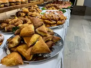 Αγιασμός στο πολιτικό γραφείο του κ. Κομνηνού Δελβερούδη Αγιασμός στο πολιτικό γραφείο του κ. Κομνηνού Δελβερούδη