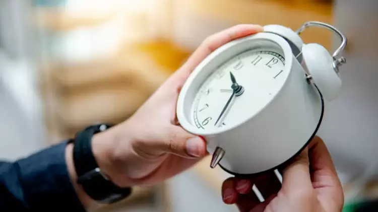 Αλλαγή ώρας: Πότε γυρνάμε τους δείκτες μια ώρα πίσω