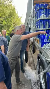 Η ανθρωπιά δε βούλιαξε στο κάμπο της Θεσσαλίας