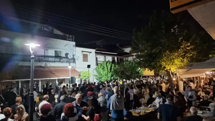 Από τις μεγαλύτερες συγκεντρώσεις που έχουν γίνει στον Κορινό ήταν αυτή του Κώστα Κουκοδήμου το Σάββατο το βράδυ.