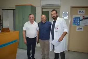 Επίσκεψη του Γιάννη Ντούμου στο Κέντρο Υγείας και ΤΟΜΥ Αυτόματο προσχέδιο