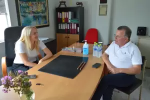 Επίσκεψη του Γιάννη Ντούμου στο Κέντρο Υγείας και ΤΟΜΥ Αυτόματο προσχέδιο