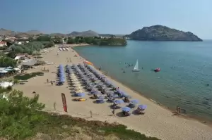 Εκδρομές στη Λήμνο με βάση την Μύρινα