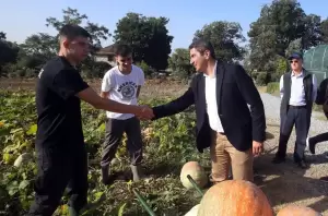 Επίσκεψη υπουργού Αγροτικής Ανάπτυξης και Τροφίμων, Λευτέρη Αυγενάκη Επίσκεψη υπουργού Αγροτικής Ανάπτυξης και Τροφίμων, Λευτέρη Αυγενάκη