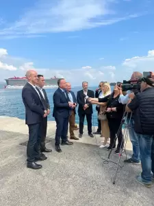 Ο Φώντας Μπαραλιάκος στην Κέρκυρα με κλιμάκιο Υπουργών και Βουλευτών της ΝΔ