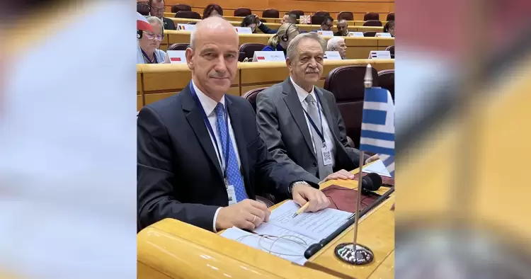 Φώντας Μπαραλιάκος και Πάρις Κουκουλόπουλος στη Διάσκεψη της Μαδρίτης Φώντας Μπαραλιάκος και Πάρις Κουκουλόπουλος στη Διάσκεψη της Μαδρίτης