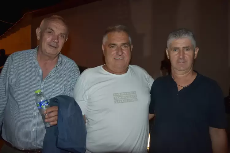 Ο Φώτης Ορέστης είναι εν ενεργεία μέλος του Δημοτικού Συμβουλίου Κατερίνης και ξανά υποψήφιος με την παράταξη «Δήμος Πρότυπο». 