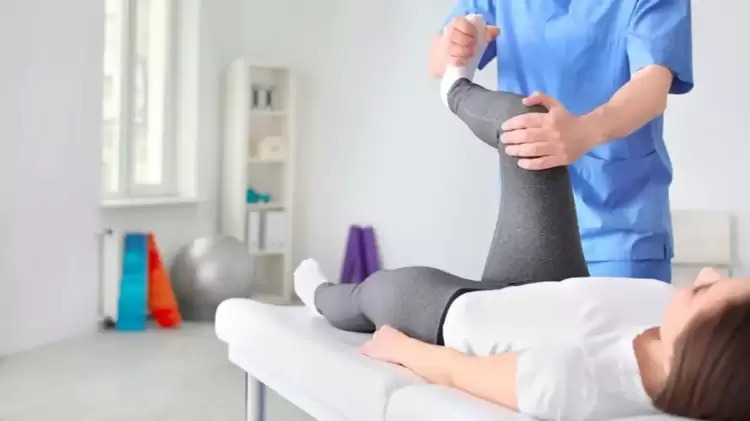 Φυσικοθεραπευτήρια: Σε απεργία στις 25 Οκτωβρίου οι συμβεβλημένοι με τον ΕΟΠΥΥ φυσικοθεραπευτές