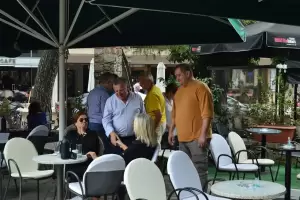 Ο Γιάννης Ντούμος περιόδευσε σε επιχειρήσεις εστίασης