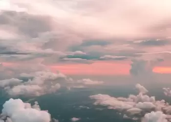 Ο Καιρός σήμερα, Παρασκευή 13/10, στην Κατερίνη και Πιερία: Τοπικές νεφώσεις και άνοδος θερμοκρασίας