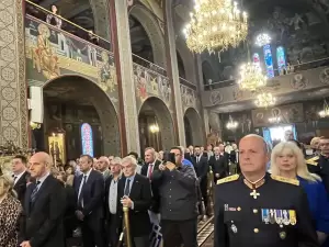 Κατερίνη: 28η Οκτωβρίου – Εορταστικές Εκδηλώσεις – Δοξολογία στον Καθεδρικό Ιερό Ναό της Θείας Αναλήψεως (φωτορεπορτάζ)