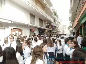 Κατερίνη – Ζωντανά η παρέλαση για την 111η  Επέτειο από την απελευθέρωση της πόλης (φωτορεπορτάζ)