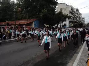 Κατερίνη – Ζωντανά η παρέλαση για την 111η  Επέτειο από την απελευθέρωση της πόλης (φωτορεπορτάζ)