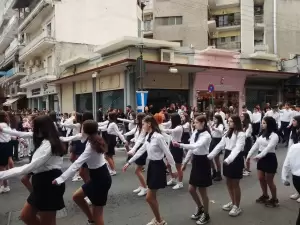 Κατερίνη – Ζωντανά η παρέλαση για την 111η  Επέτειο από την απελευθέρωση της πόλης (φωτορεπορτάζ)