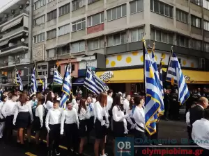 Κατερίνη – Ζωντανά η παρέλαση για την 111η  Επέτειο από την απελευθέρωση της πόλης (φωτορεπορτάζ)