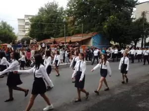 Κατερίνη – Ζωντανά η παρέλαση για την 111η  Επέτειο από την απελευθέρωση της πόλης (φωτορεπορτάζ)